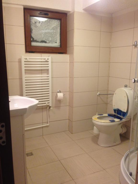 Pensiunea Roka Ranca Zimmer foto