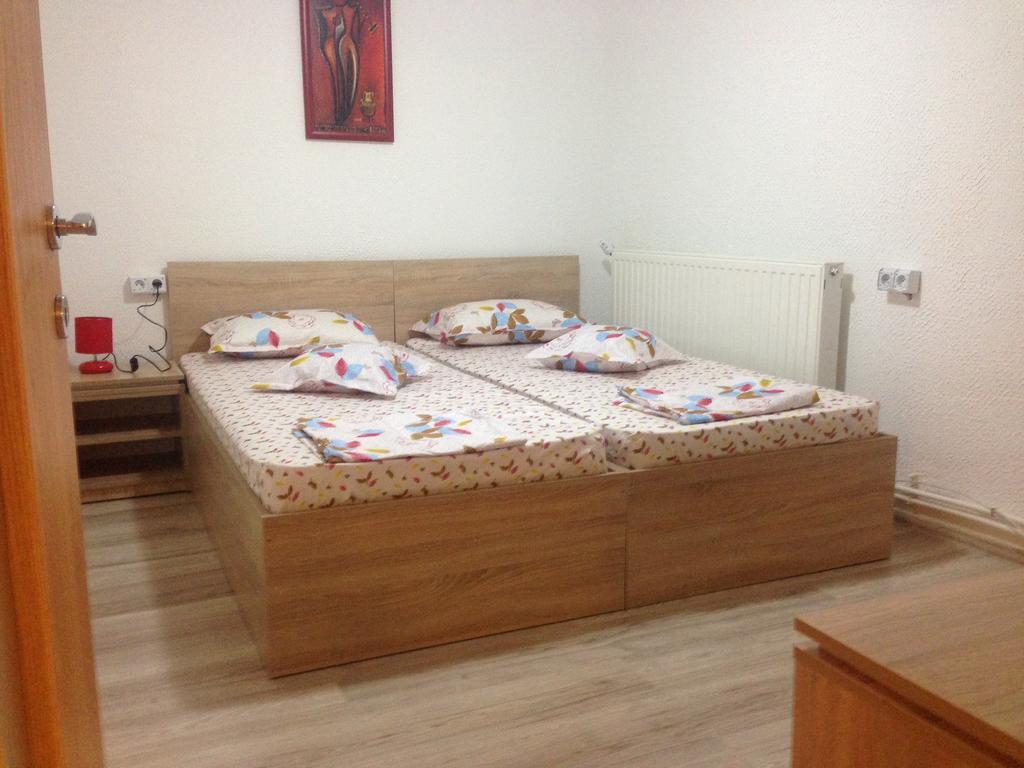 Pensiunea Roka Ranca Zimmer foto